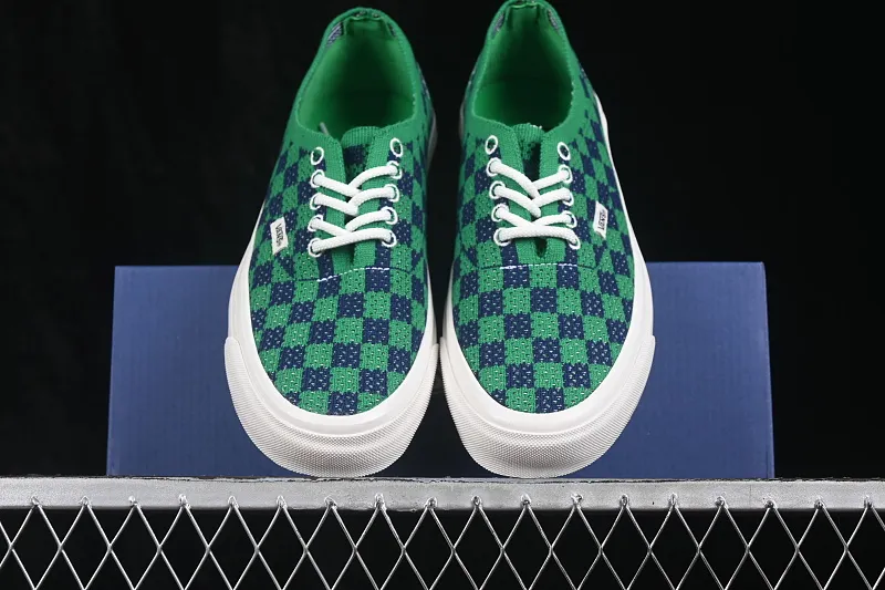 All categories Vans Vans series Vans Low Vans low-top Vans Authentic 44 Vans low-top casual skateboard shoes VN000EJC5W3